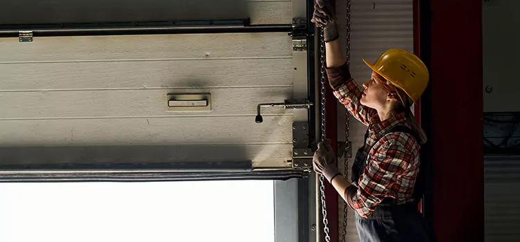 Addressing Common Garage Door Stoppage Issues in Franklin Farm, VA